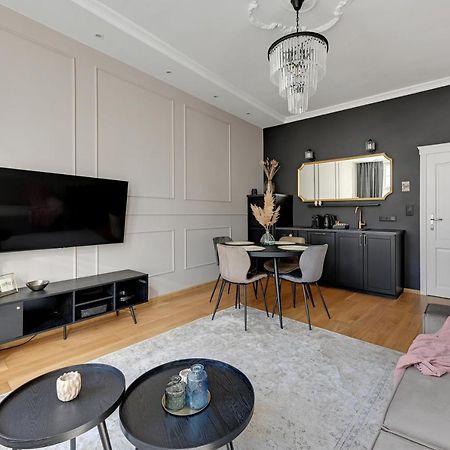 Old Town Ogarna IV Glamour By Downtown Apartments Gdańsk Exterior foto
