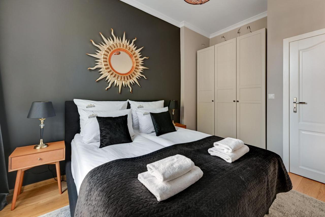 Old Town Ogarna IV Glamour By Downtown Apartments Gdańsk Exterior foto